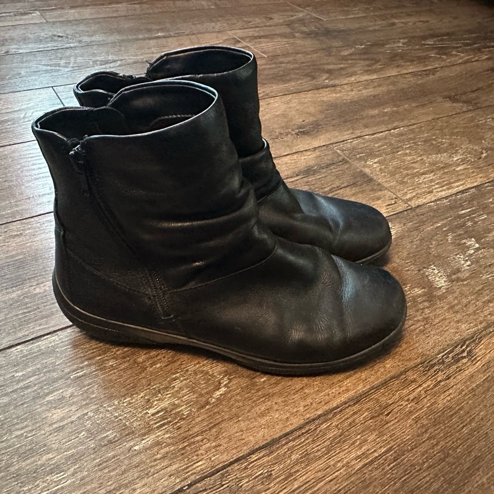 Hotter Murmur Boots Ankle Boot Size UK 7.5 / US 9.5 Wide Women’s Black